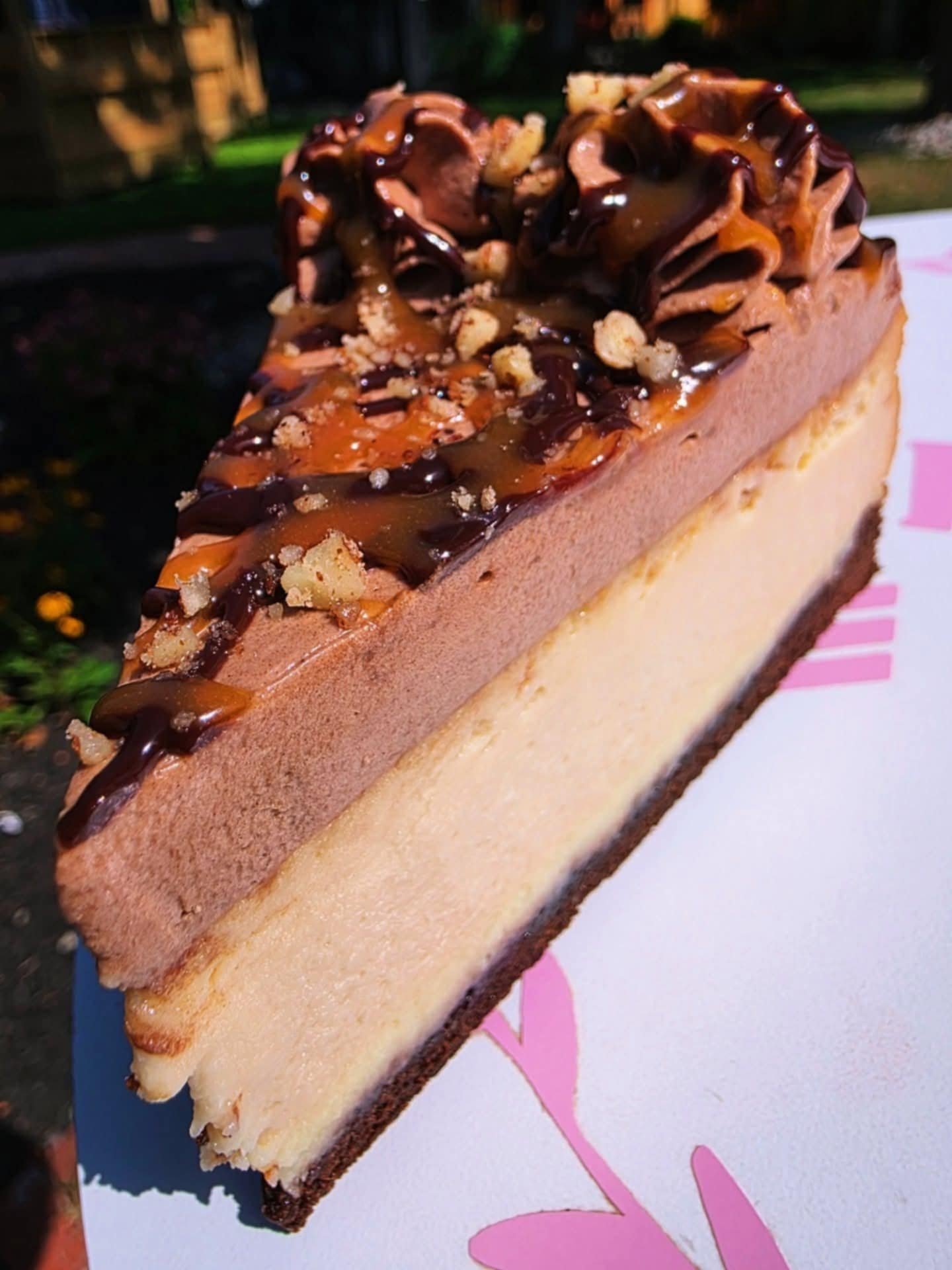 Caramel-Turtle-Cheesecake