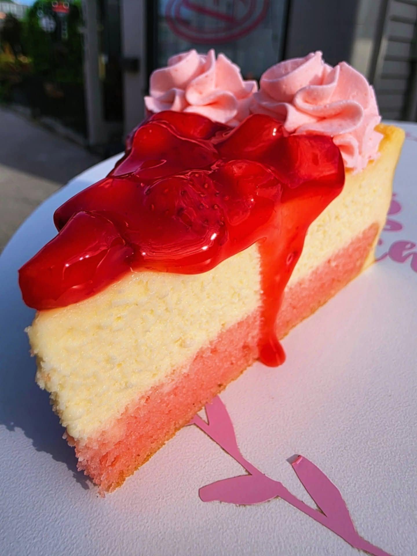 Double-Strawberry-Shortcake-Cheesecake