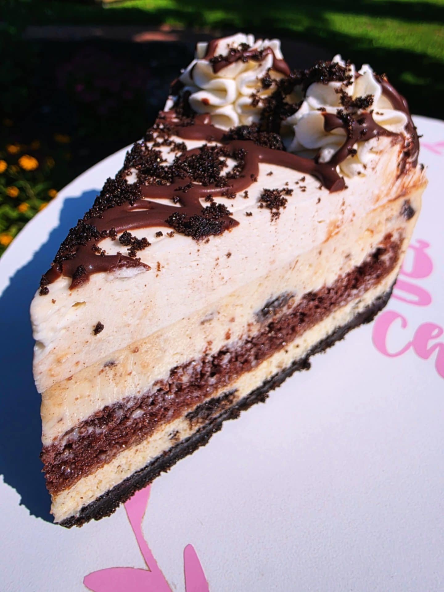 Oreo-chunk-fudge-Cheesecake