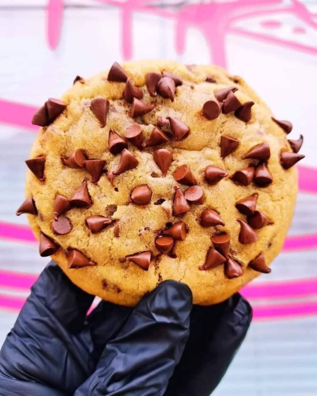 Ultimate-Choc-Chip-Cheesecake-Cookie